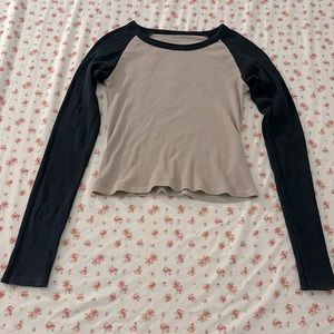 Brandy Melville Long sleeve Small Top in Navy Blue and Cream